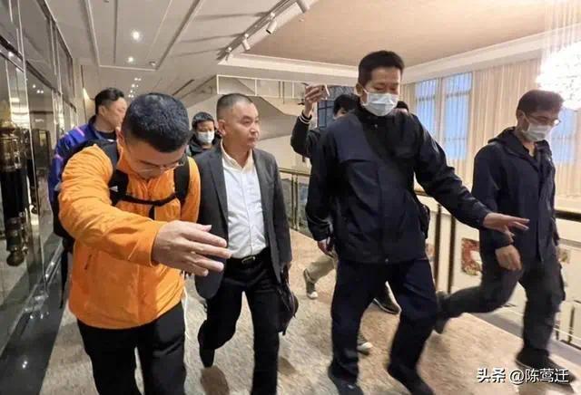 媒体人谈两岸谈判:台当局傲慢 两岸接连举行了第